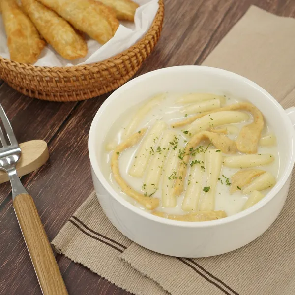 태민푸드 혼밥족을 위한 1인분 까르보 혼볶이 195g 혼자먹는 까르보나라 떡볶이 국물떡볶이, 1팩