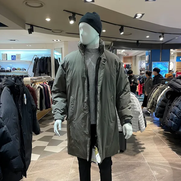밀레 F/W 남성 공기처럼 가벼우면서 보온력이 상당히 뛰어난 오버핏 거위털 구스 다운 패딩 자켓