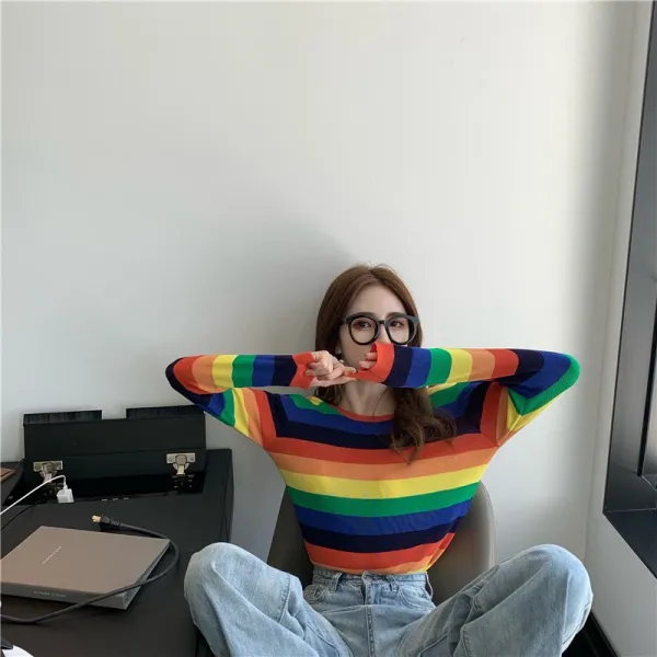 잇쁘지 무지개 스트라이프 라운드 티셔츠 긴팔