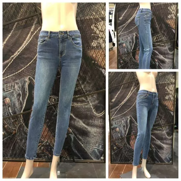 [현대백화점]J.FRJ Jeans(에프알제이)F95F-DP972M 여성 M톤워싱 슬림스키니 데님