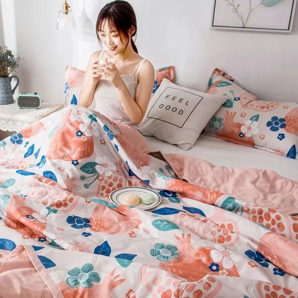 여름이불 에어컨은 여름 쿨링 피사계절 통용 이불 어린이 봄가을 1인 숙소 2인용 얇은 세탁기 세탁 가능 20번 AR Z, 여름 에 두리번거리다.