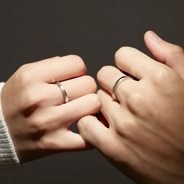 굿싱에코 커플은반지 S925 은이니셜반지 여성 남자 한쌍 타입 보이핏 볼륨 디자인 심플 평소의 계율 기념 선물