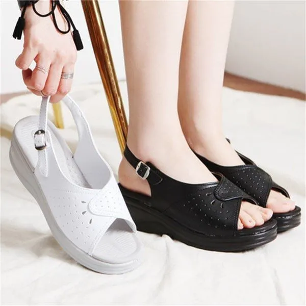  베리슈 여성 5cm 펀칭 간호샌들 간호화 간호슬리퍼