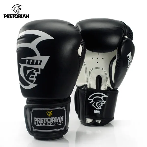 성인 장갑 경영진 UFC MMA 훈련 남성 전달 싸울 여성 장갑 샌드백