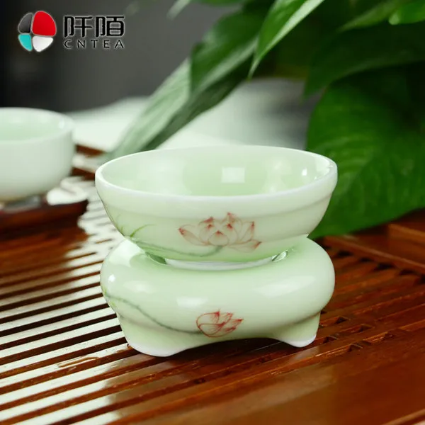 사거리 그린 청자 연꽃 쿵푸 차 액세서리 세라믹 차 여과기는 차 필터 차 필터를 잃게 13009
