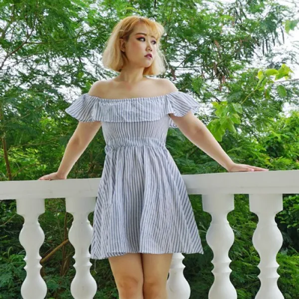 스타일원해 퓨어 스트라이프 프릴 오프숄더 비치원피스