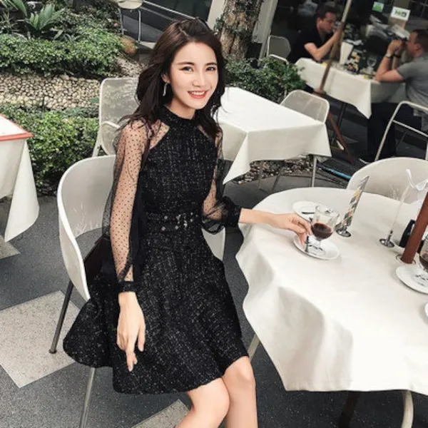 고품질2018 년 여름 새로운 메쉬 스티치 햅번 작은 검은 치마 여성 봄 케어 기계 작은 향 바람이 얇은 드레스