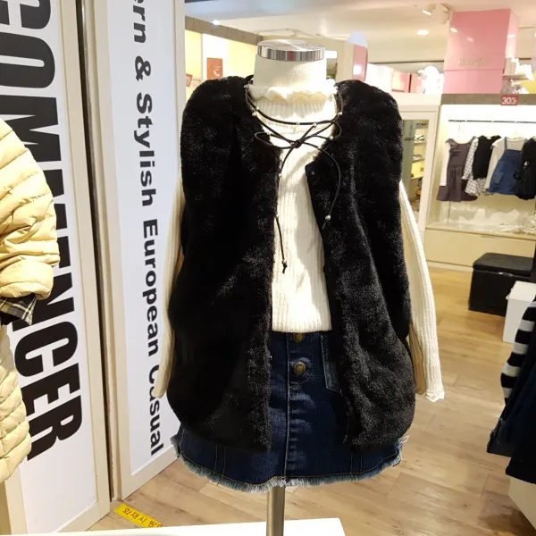 꼬망스 여아 심플 포인트 퍼 조끼