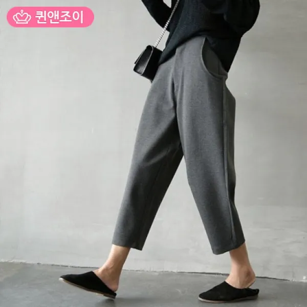 [퀸앤조이] 구미호 배기바지 핏감 예술 배기바지***노마진 서비스 상품으로 교환환불이 어렵습니다..신중한 구매 부탁드립니다 ***