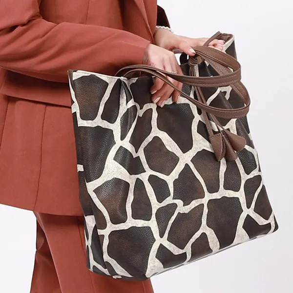 드레시백 데보라 겨울 데일리 유니크 스트릿 호피 숄더 쇼퍼백