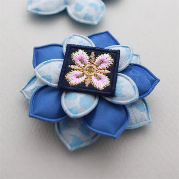 Jenny Hill 명절 악세사리 도트 진달래 집게핀