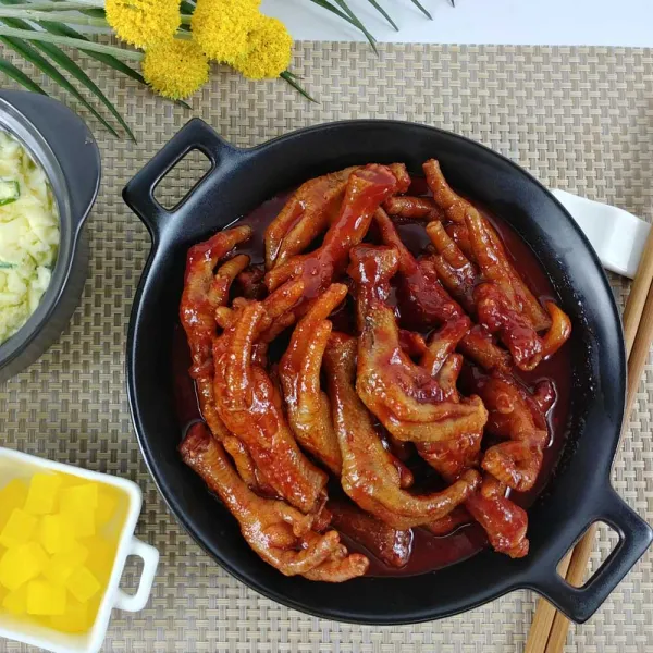 대운에프엔비 서비한입국물닭발(800g) 불닭발 간편안주 야식, 800g, 1개