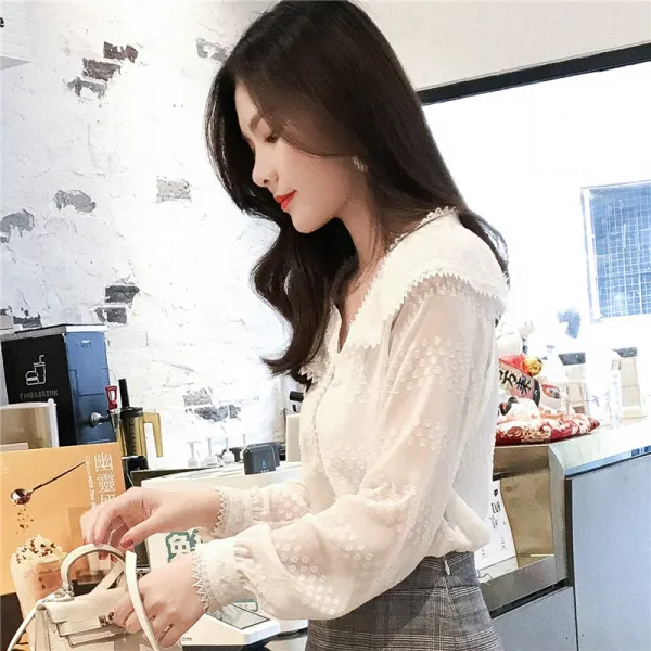쟈스민 화이트 브이넥 로맨틱 프릴 블라우스 여성 긴소매 쉬폰 S0029