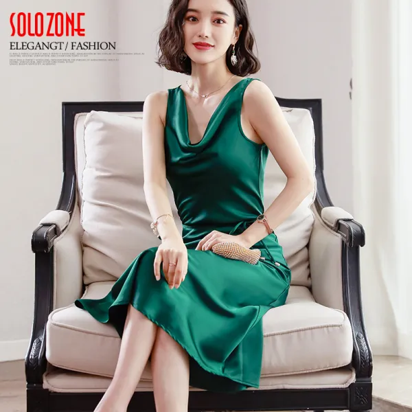 새틴 실크 원피스 봄과 여름 실크 새틴 조끼 바닥 치마는 무릎